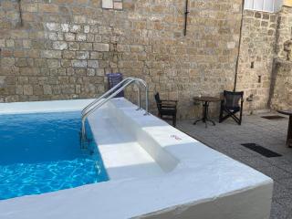 Utopia Luxury Suites - Old Town - Città di Rodi - 3
