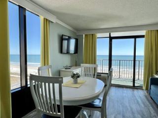 *OCEANFRONT FRESH RENO*KING Bed*Pool*Hot Tub*Approved Dogs*W54 - Myrtle Beach - 0