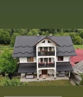 La Vasile la Cazan - 9