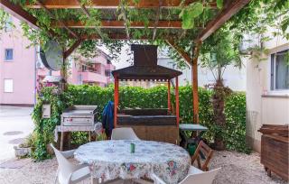 1 Bedroom Gorgeous Apartment In Medulin - Medulin - 3