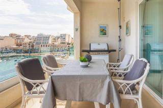 Exquisite 2-Bedroom Seafront Apartment in Spinola Bay - St. Julianʼs - 9