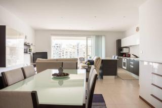 Exquisite 2-Bedroom Seafront Apartment in Spinola Bay - St. Julianʼs - 3
