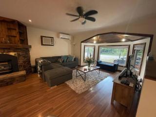 Cheerful 4-bedroom cottage in nature setting - Waubaushene - 3