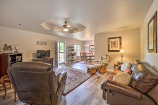 Convenient Centerton Retreat with Deck and Yard! - 6