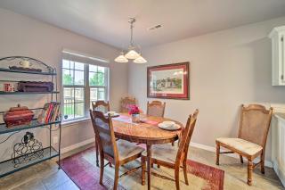 Convenient Centerton Retreat with Deck and Yard! - 5