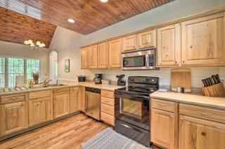 Bring Your Dog Blue Ridge Mountain Sanctuary! - 3