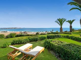 Puerto Velero Primera Línea Primer Piso con Jardín, Piscina y Playa! 7pax - 2