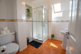 137 - The Townhouse at Gort Na Coiribe By Shortstays - Galway - 5