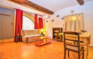 Lovely Apartment In Remoulins With Wifi - Remoulins - 9