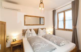 Schönes Ferienhaus Eisenberg - 7