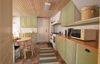 Four-Bedroom Holiday Home In Virserum - Bockasjögle - 8