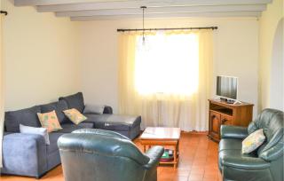 2 Bedroom Amazing Home In Langon - Langon - 7