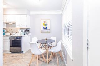 Central 1BR King Bed Suites, Close to Downtown & Domain - Austin - 7