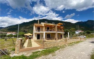 Nice Apartment In Nafpaktos With Wifi - 0