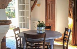 Gorgeous Home In Roussillon With Wifi - Roussillon - 6