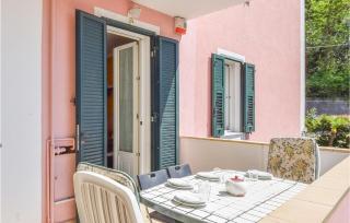 3 Bedroom Amazing Apartment In Genova - Genova - 3