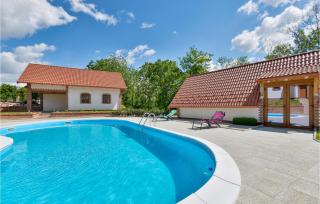 Lovely Home In Rivalno With Sauna - 3