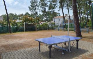 Lovely Home In La Faute-Sur-Mer - 4
