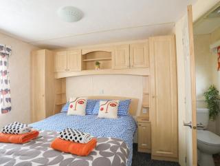 Trewan Chalet - Holyhead - 1