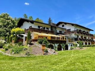 Gasthof Pension Fischerstüberl - Blaibach - 0