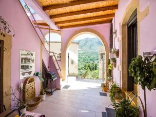 Snug apartment in Kournas with balcony terrace - Kournás - 0