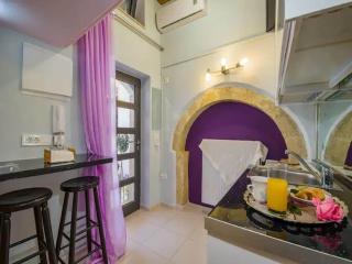 Snug apartment in Kournas with balcony terrace - Kournás - 3