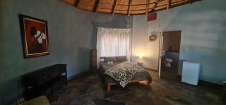 Double Rondavel with Dam views - Pelindaba - 4