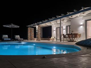 Isalos Villas with private pool, sleeps 4 - Naxos Chora - 8