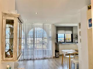 Silver Home - 5
