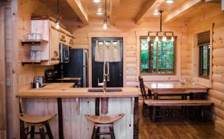 Skyview Treehouse by Amish Country Lodging - Millersburg - 5