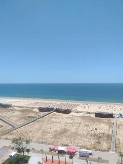 Monte Gordo Beach Sky Flat - 8