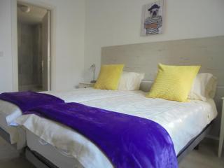 Front Line Apartment Marbella - 2 Bedroom & 2 Bathrooms - Marbella - 3