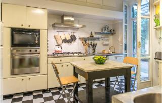 5 Bedroom Amazing Home In Grottaferrata - 4