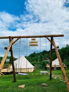 The Story Garden - Corbi - 0