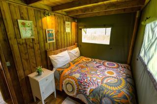 Awe Inspiring two storey tent - Crowhurst - 7