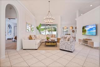 VILLA LAS PALMAS Beautiful Fenced-in Pool Home with Spa- Sleeps 8 - Flagler Beach - 9
