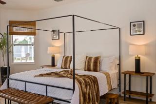 VILLA LAS PALMAS Beautiful Fenced-in Pool Home with Spa- Sleeps 8 - Flagler Beach - 3