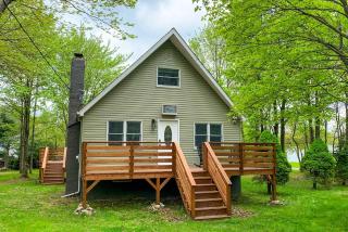 Near Lakes and Resorts Pet-Friendly Long Pond Abode - Long Pond - 8