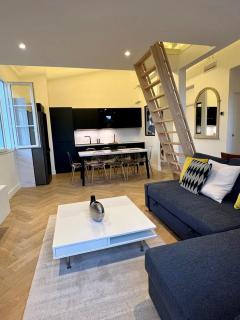 Piscine et jacuzzi Loft ravissant dans une maison basque - Anglet - 5