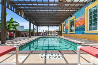 Lighthouse Inn - South Padre Island - 1