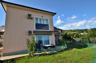 New apartment with terrace and sea view 1 - 2
