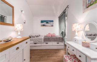 Nice Home In Cres With House Sea View - Cres (Cherso) - 3