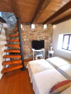 Stone house Castellum - 8