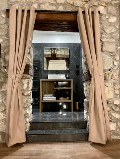 La loge de pierre au coeur de la vieille ville d Annecy - Annecy - 2