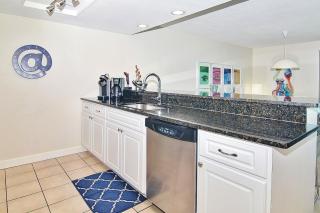 Holiday Villas II 413 - Clearwater Beach - 1