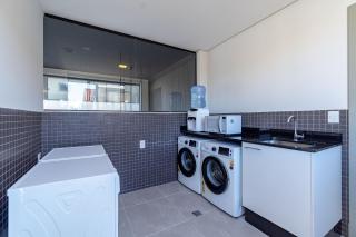 Aion 202 - Loft c/ cozinha - 50 metros da Praia - 2