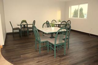 AmeriVu Inn And Suites - Stanley - 4