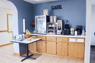 AmeriVu Inn And Suites - Stanley - 2