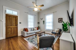 Downtown Historic 2Bdrm, Walk to Riverwalk, Alamo; Beautifully Renovated! - San Antonio - 7