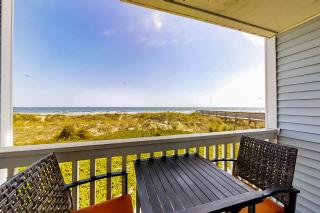 Ocean Retreat & Villas - 9